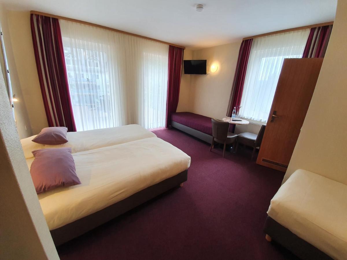 Hotel Bergschloesschen บอพพาร์ด ภายนอก รูปภาพ