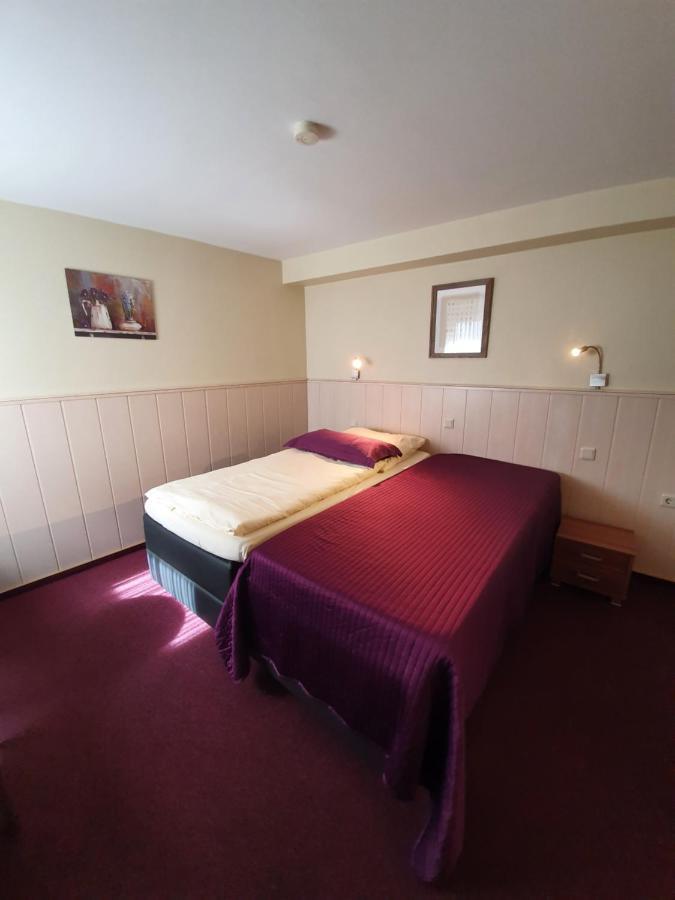 Hotel Bergschloesschen บอพพาร์ด ภายนอก รูปภาพ