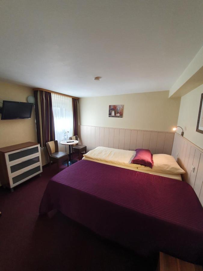 Hotel Bergschloesschen บอพพาร์ด ภายนอก รูปภาพ