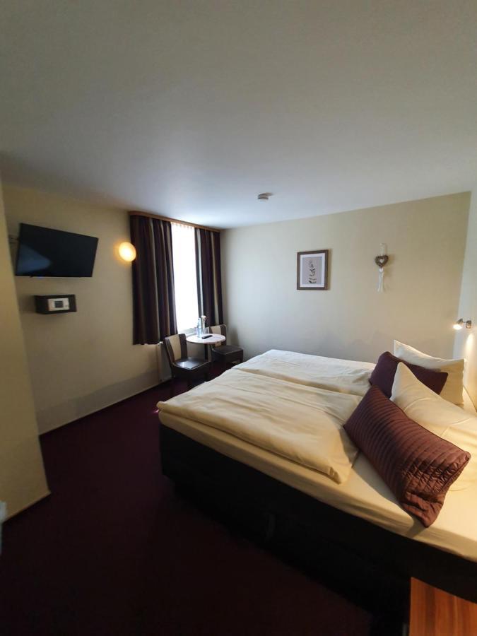 Hotel Bergschloesschen บอพพาร์ด ภายนอก รูปภาพ