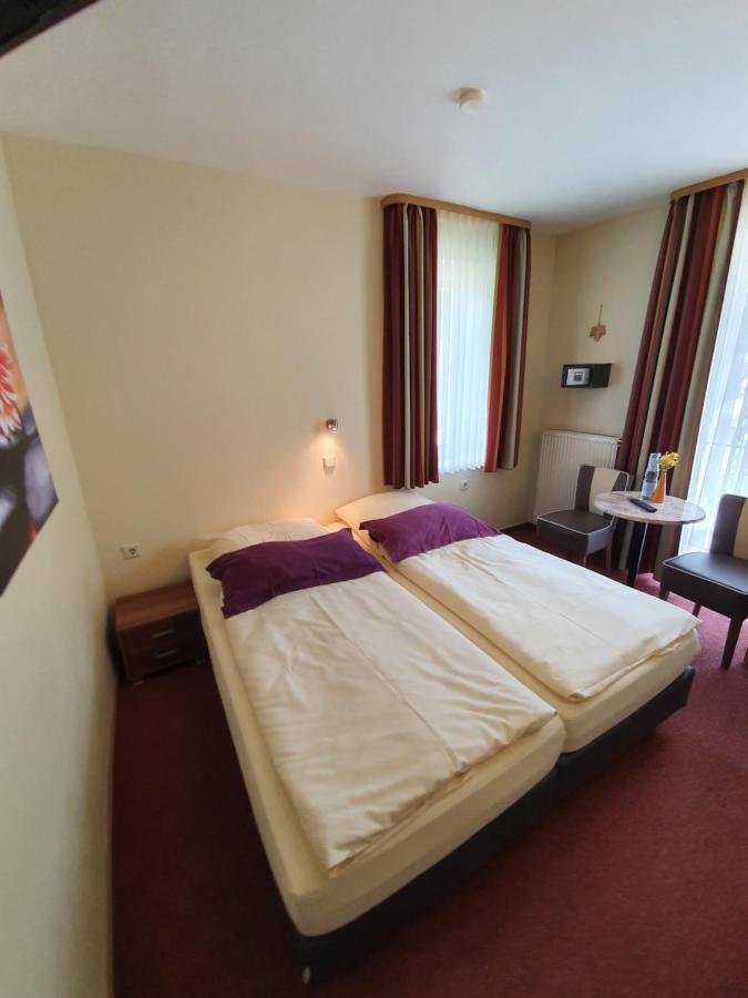 Hotel Bergschloesschen บอพพาร์ด ภายนอก รูปภาพ